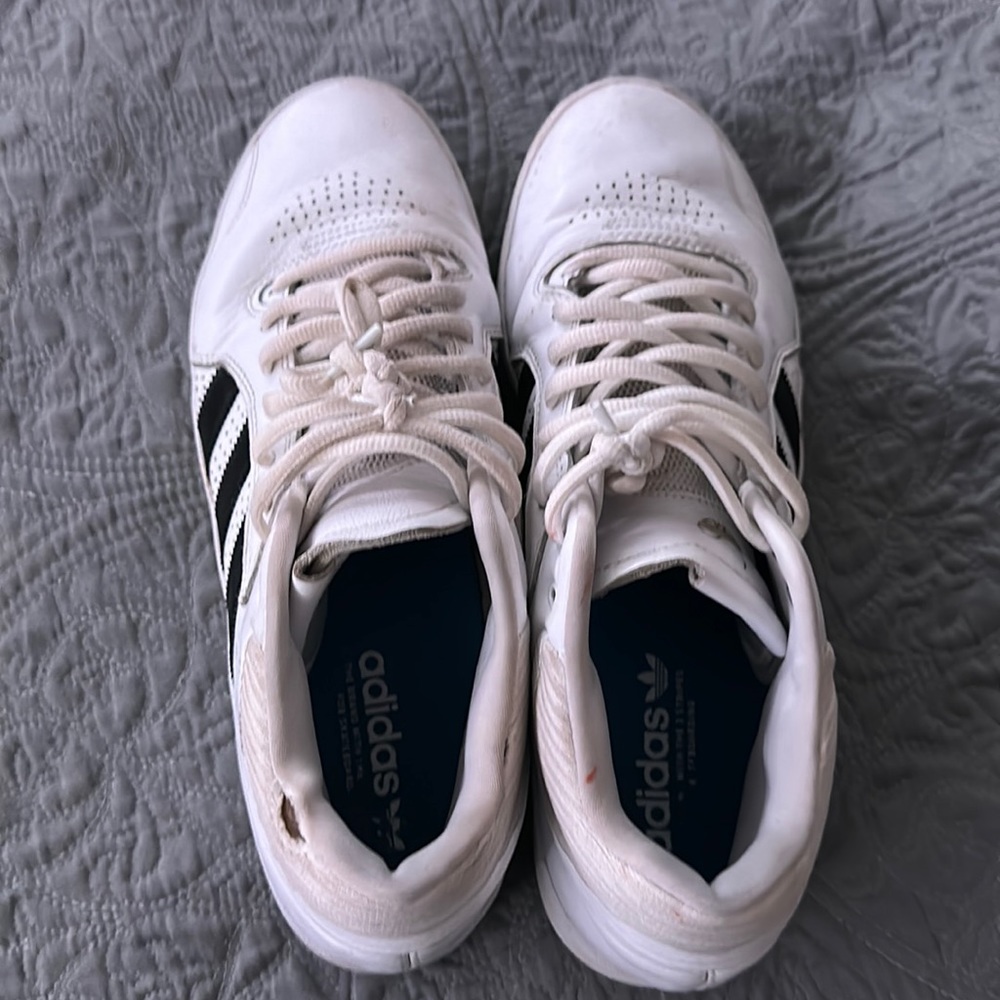 White/Black Adidas shoes for men - Size 11